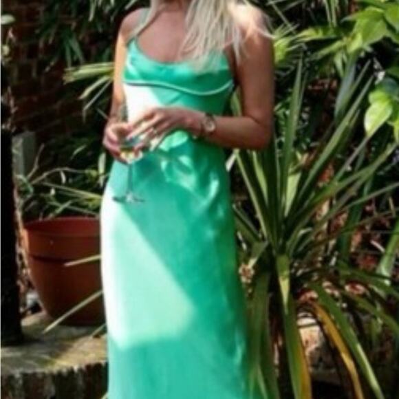 Zara Elegant Green Satin Slip Dress NWOT Size XXL - Picture 3 of 10